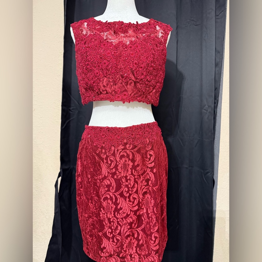 Elegant Red Lace Two-Piece Dress